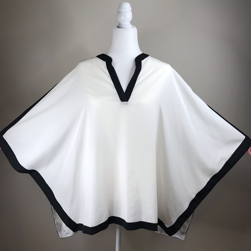 Chico’s Black Trimmed Poncho L/XL